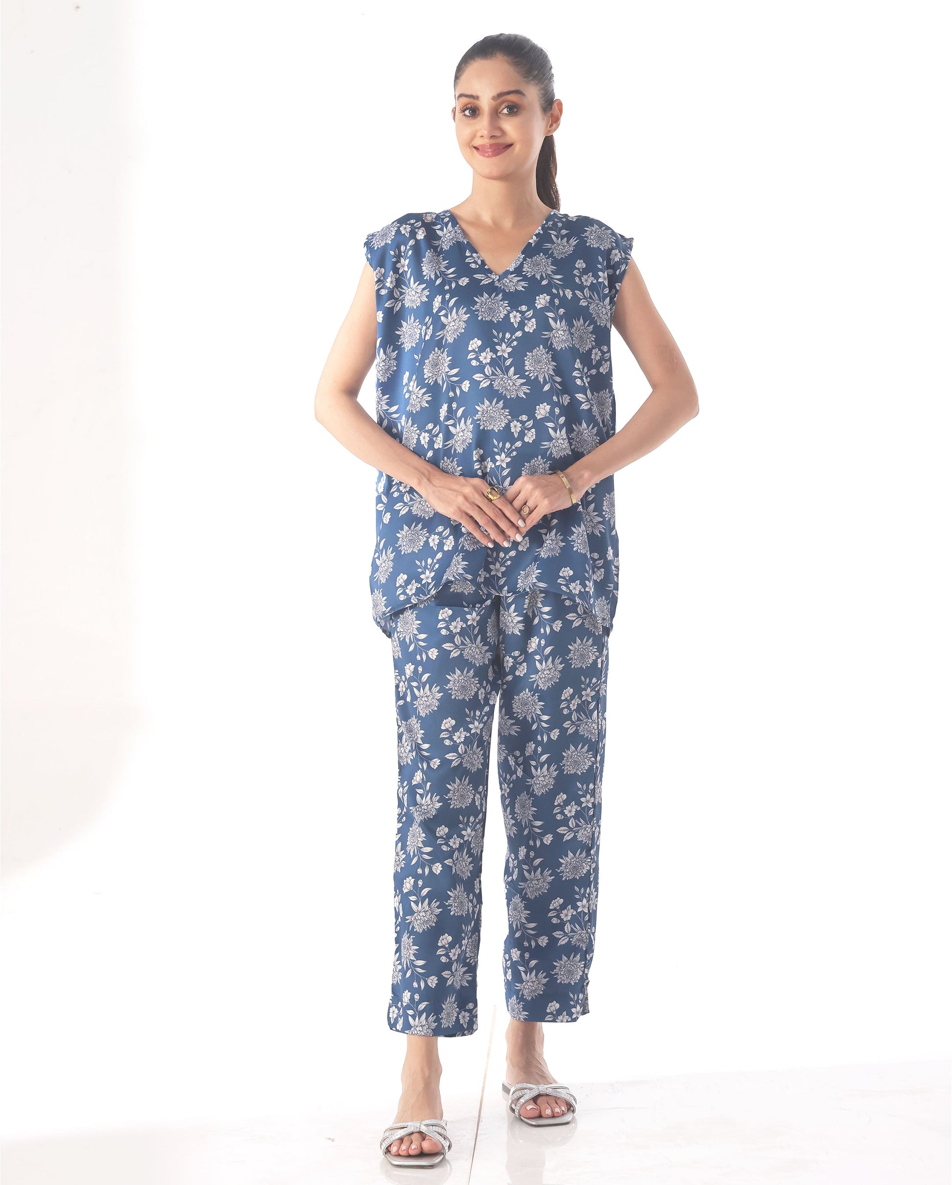 Buy Sajiero Silk PJ Set with Scrunchies - Flora Vee in Pakistan