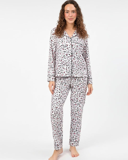 Buy Sajiero Silk Pajama Suit - Ivory Heart in Pakistan