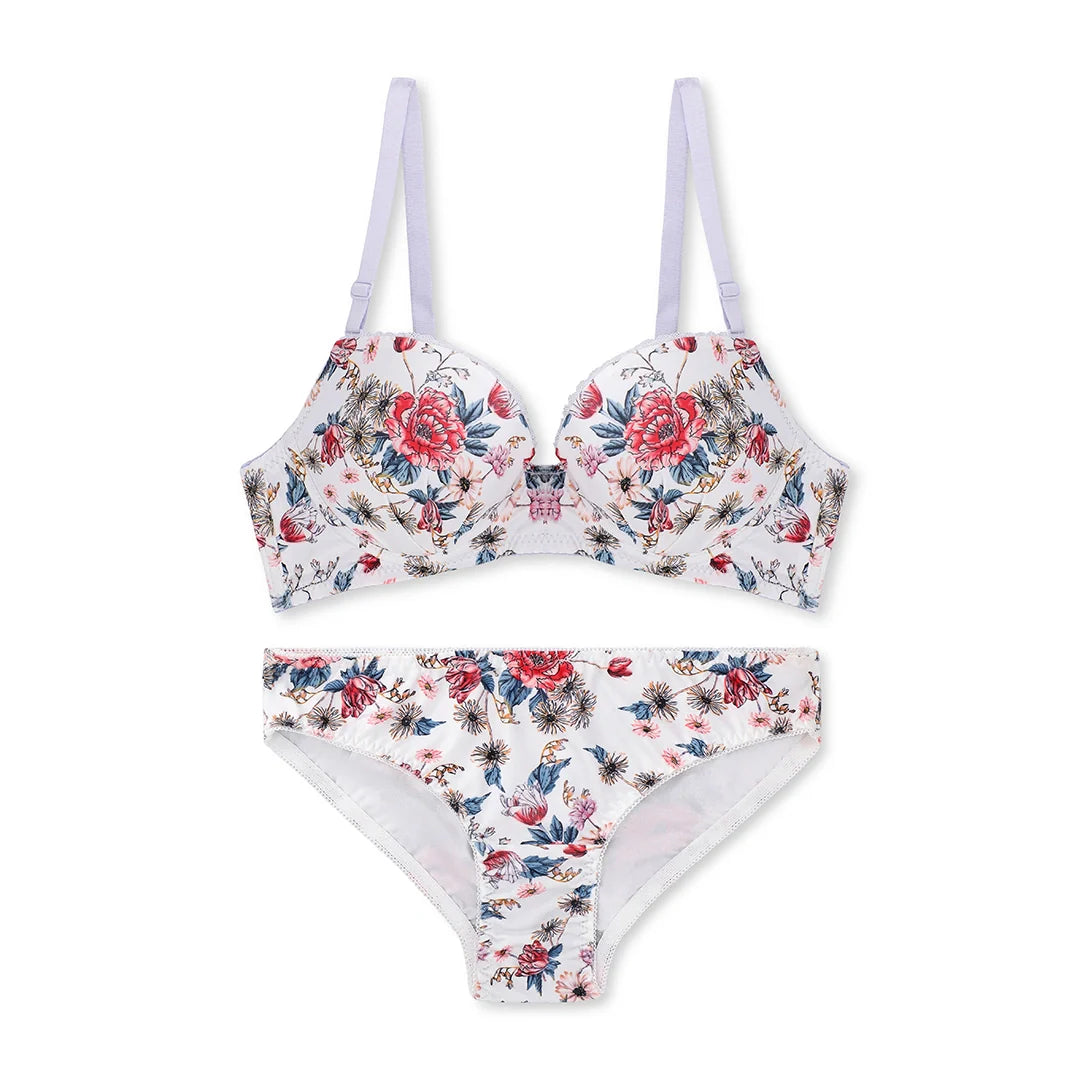 Buy Della Floral Padded Bra and Panty Set in Pakistan