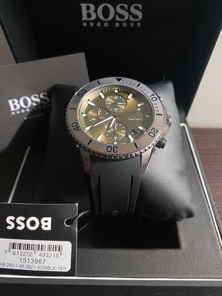 Buy Hugo Boss Gents Stainless Steel Case With Black Silicon Rubber Strap And Green Chronograph Dial Watch - 1513967 in Pakistan