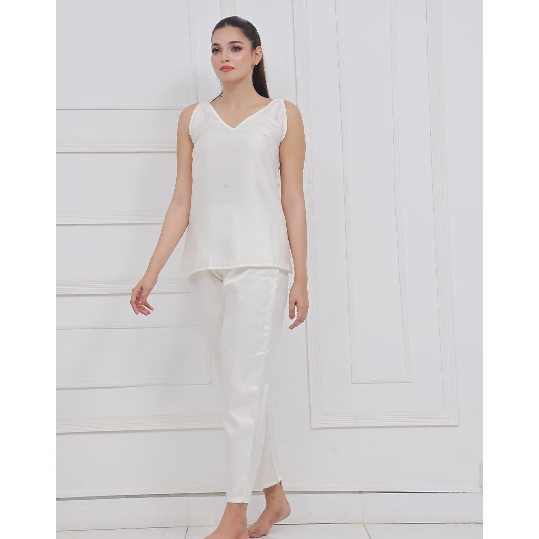 Buy Sajiero Silk Sleeveless Pj Suit - Dream Silk in Pakistan