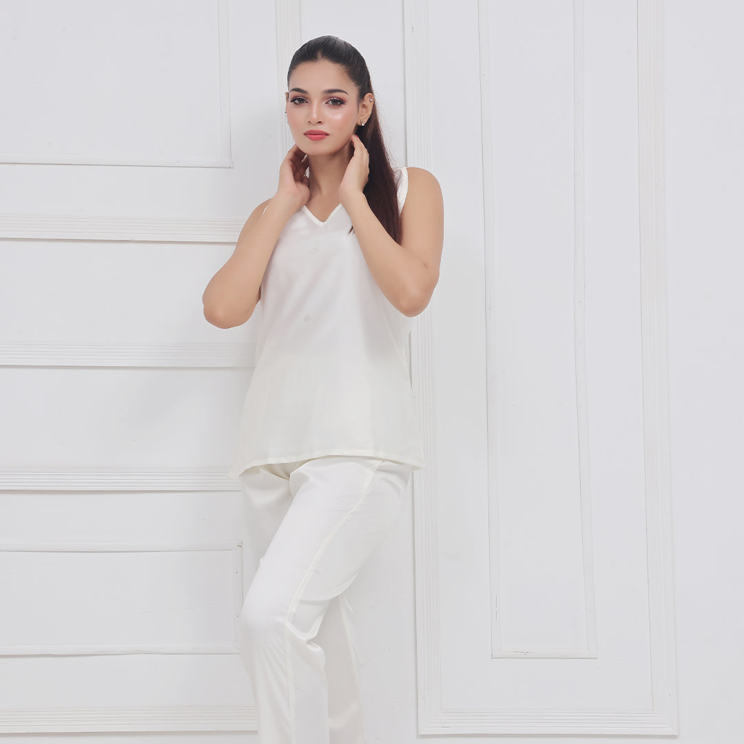 Buy Sajiero Silk Sleeveless Pj Suit - Dream Silk in Pakistan