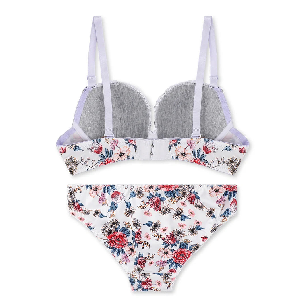 Buy Della Floral Padded Bra and Panty Set in Pakistan
