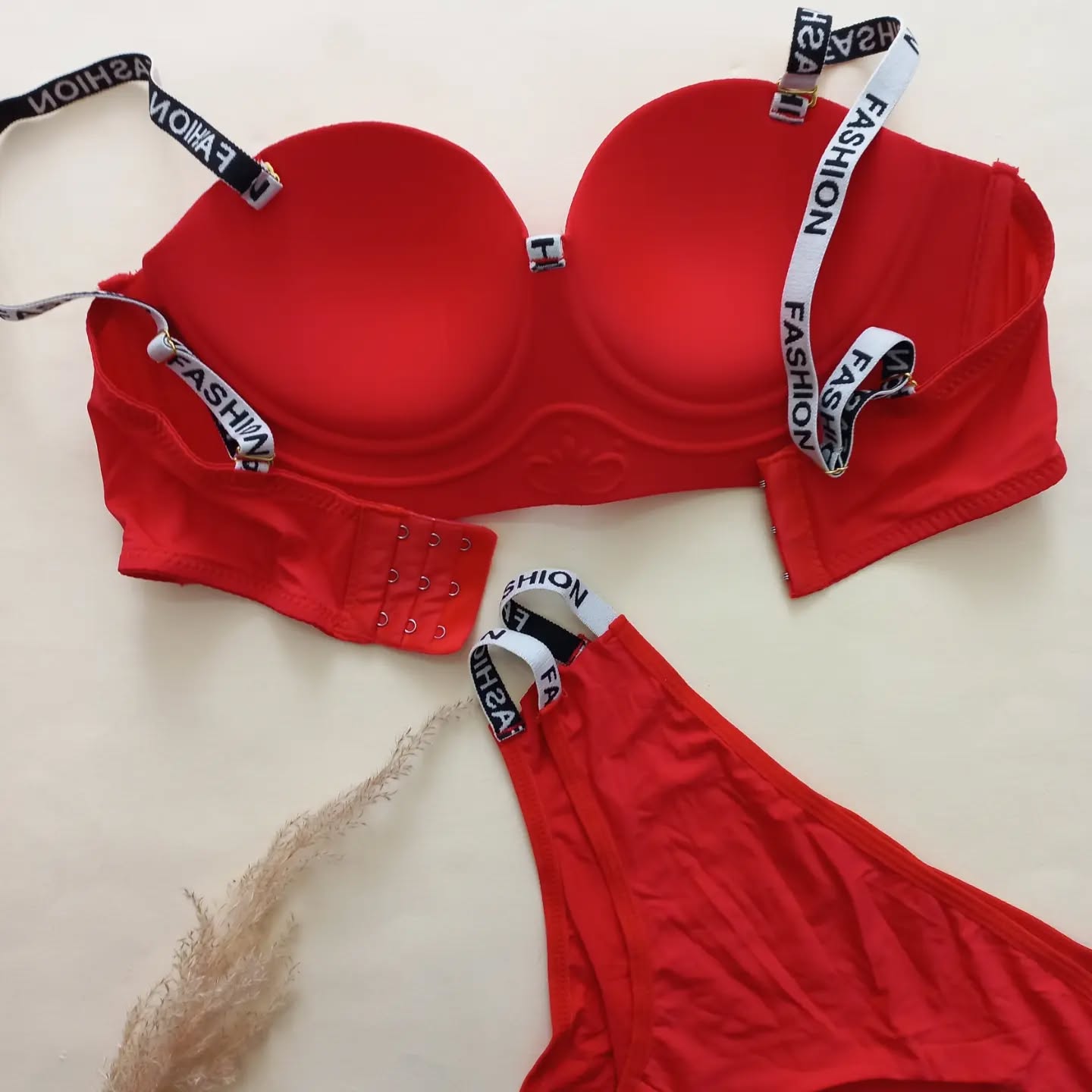 Buy Florea High Padded Seductive 397 in Pakistan
