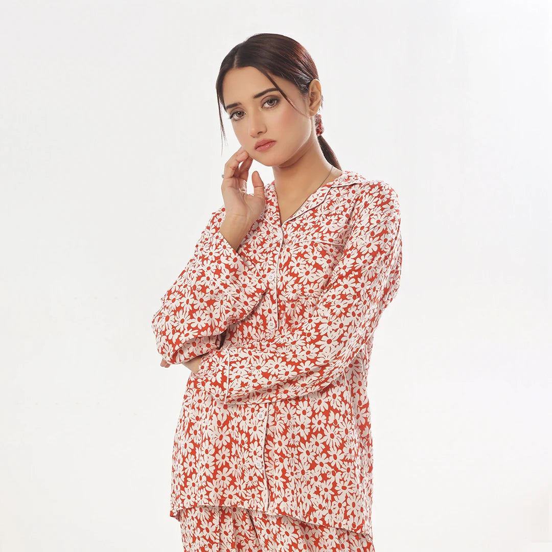 Buy Sajiero Mat Daisy Linen Pajama Suit with Scrunchie in Pakistan