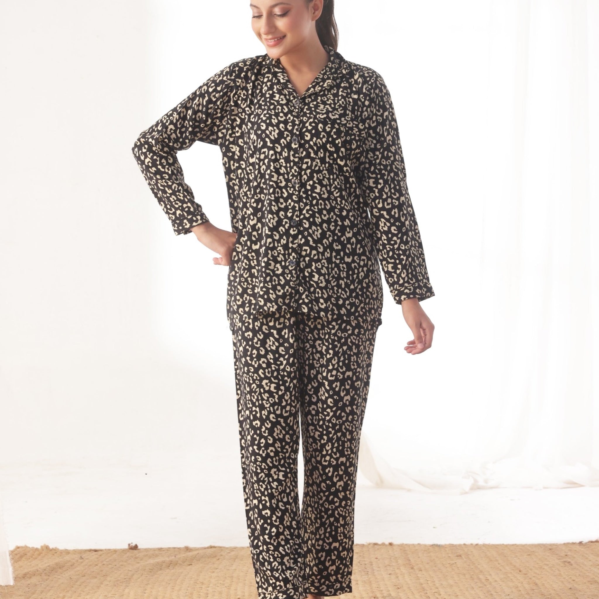 Buy Sajiero Linen Pajama Suit - Wild Lounge in Pakistan