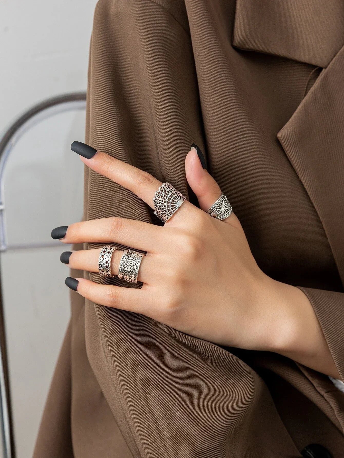 Buy SHEIN 4pcs/set Textured Metal Ring in Pakistan