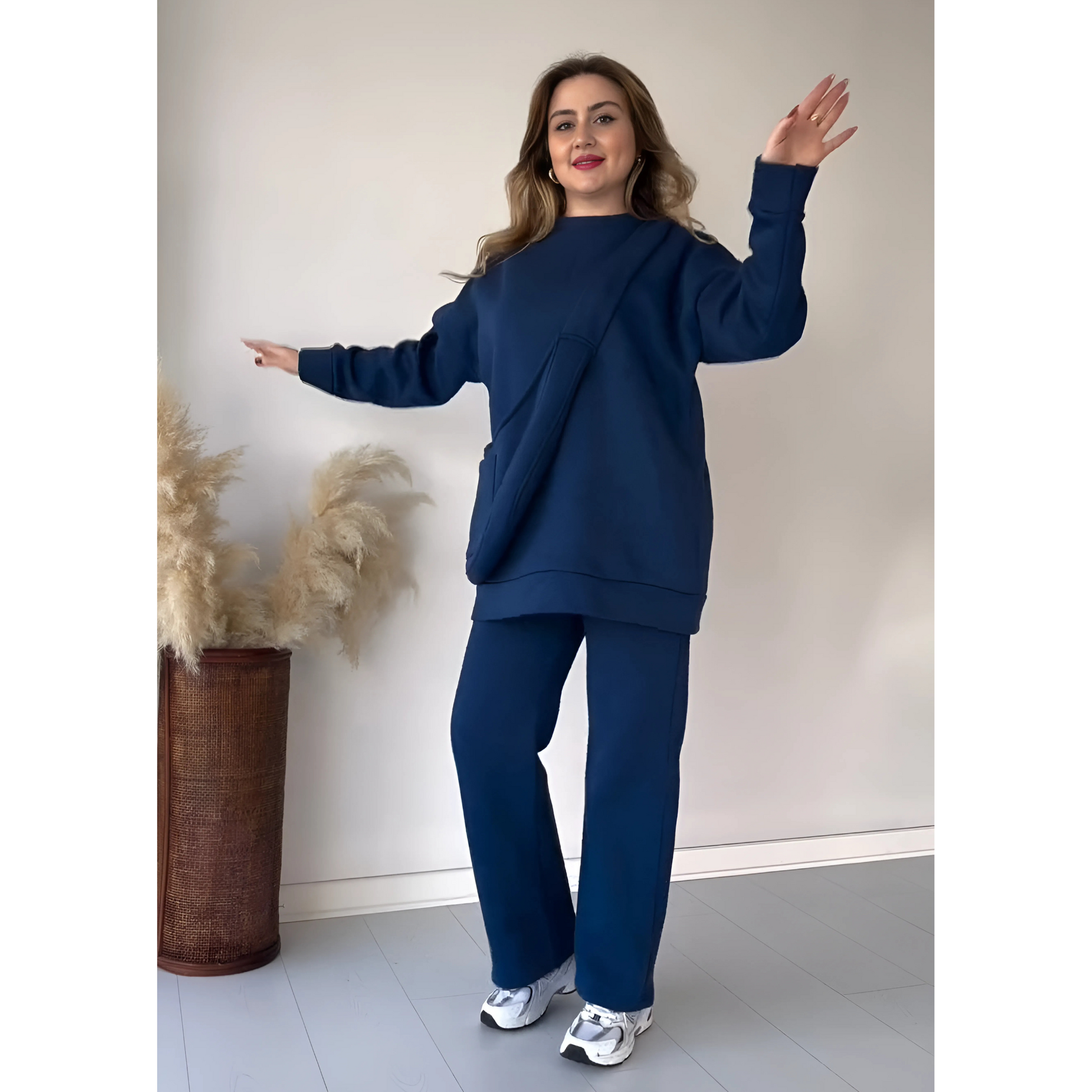 Buy Sajiero Rich Fleece Casual Drop Shoulder Tracksuit Suit With Bag in Pakistan