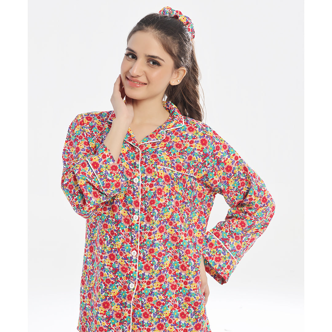Buy Sajiero Linen Pajama Suit with Scrunchie - Chic Bloom in Pakistan