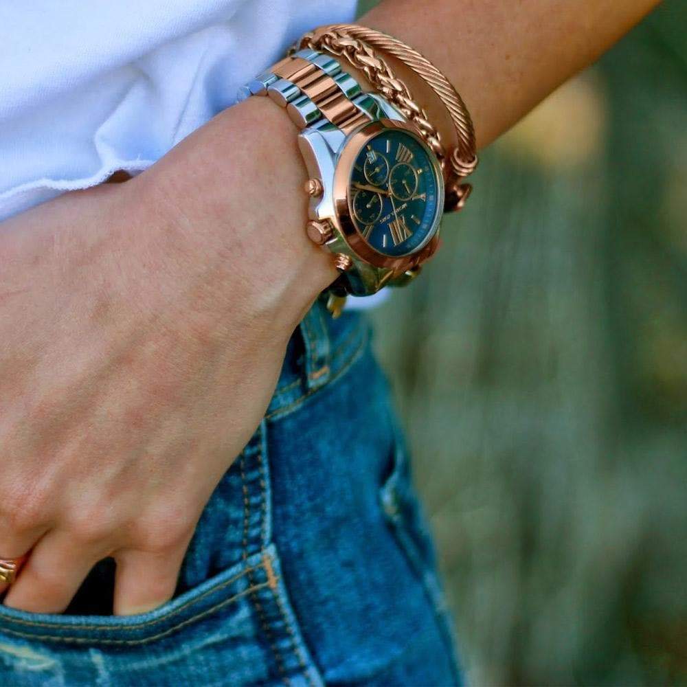 Buy Michael Kors Womens Chronograph Quartz Stainless Steel Blue Dial 43mm Watch - Mk5606 in Pakistan