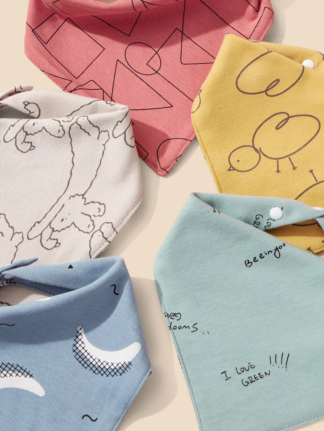 Buy SHEIN 5pcs Baby Cartoon Graphic Bandana Bib in Pakistan