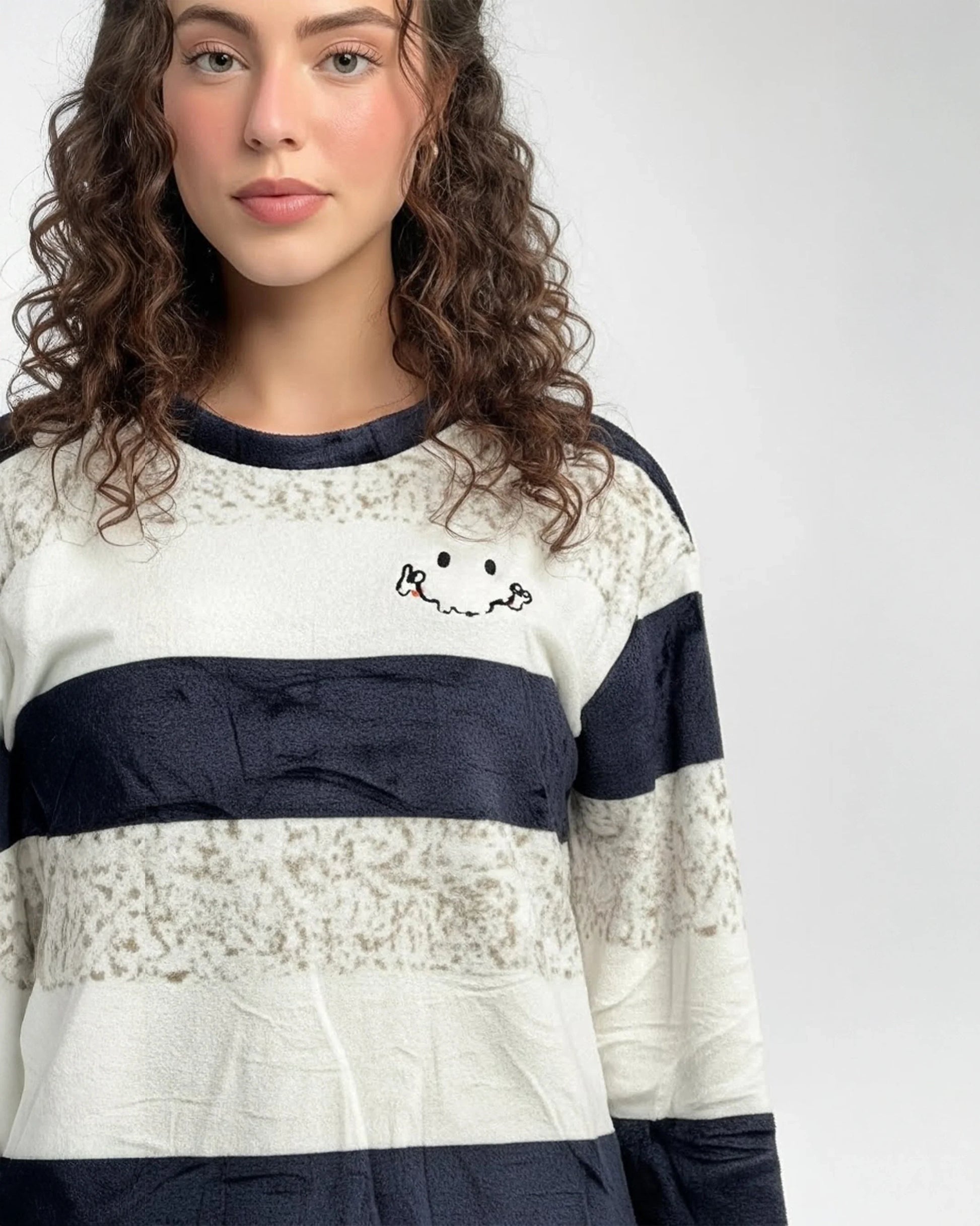 Buy Sajiero Black And White Stripes Fleece Pajama Suit in Pakistan