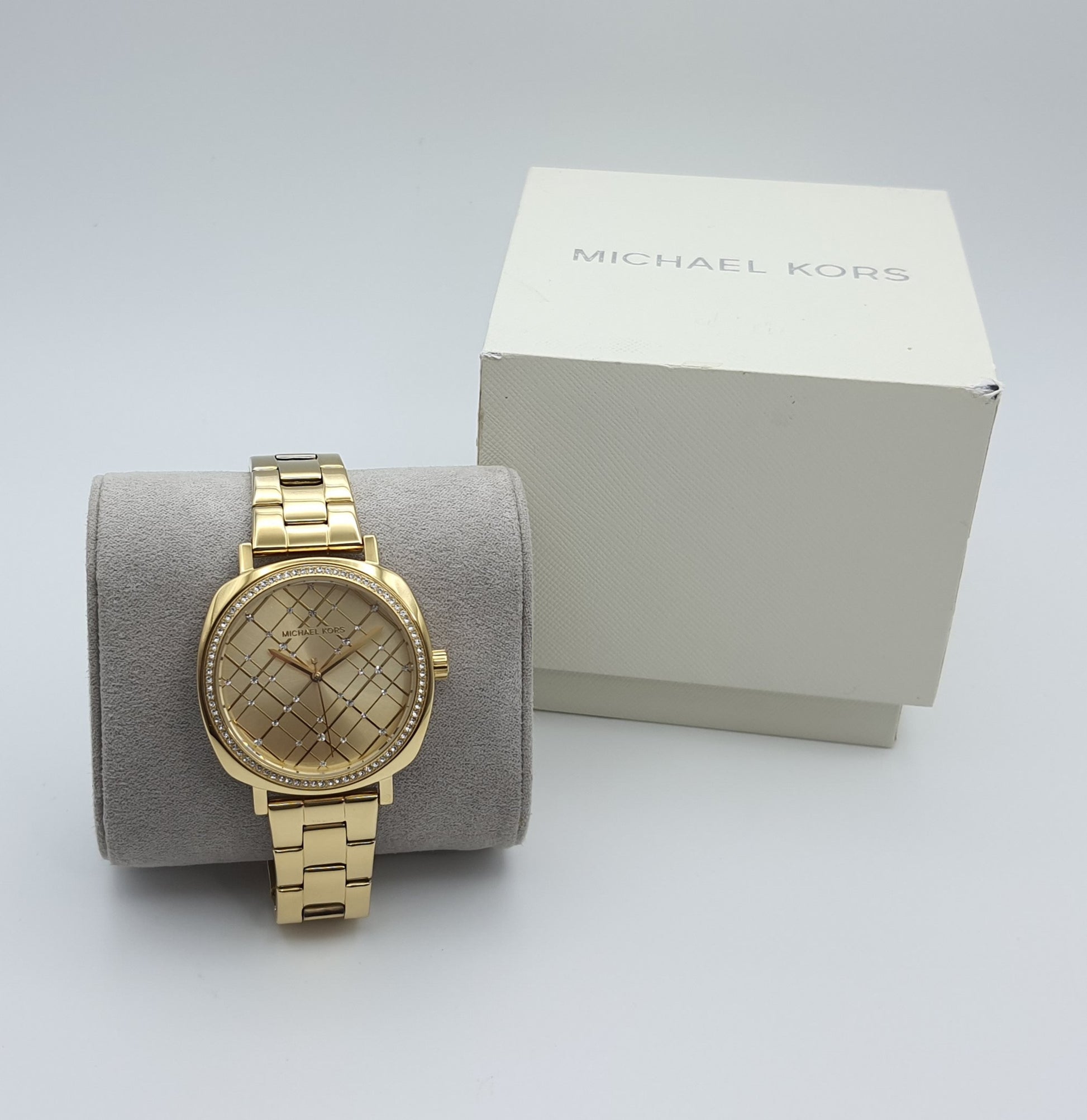 Buy Michael Kors Nia Quartz Gold-tone Crystal Dial Gold Steel Strap Ladies Watch - Mk3989 in Pakistan