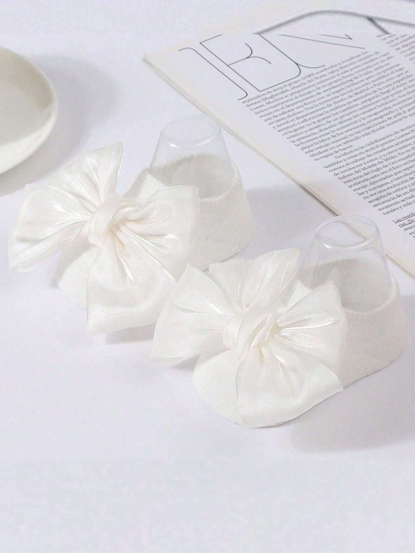 Buy SHEIN 6pairs Infant Baby Bowknot Princess Socks, Anti-Slip Crew Socks in Pakistan