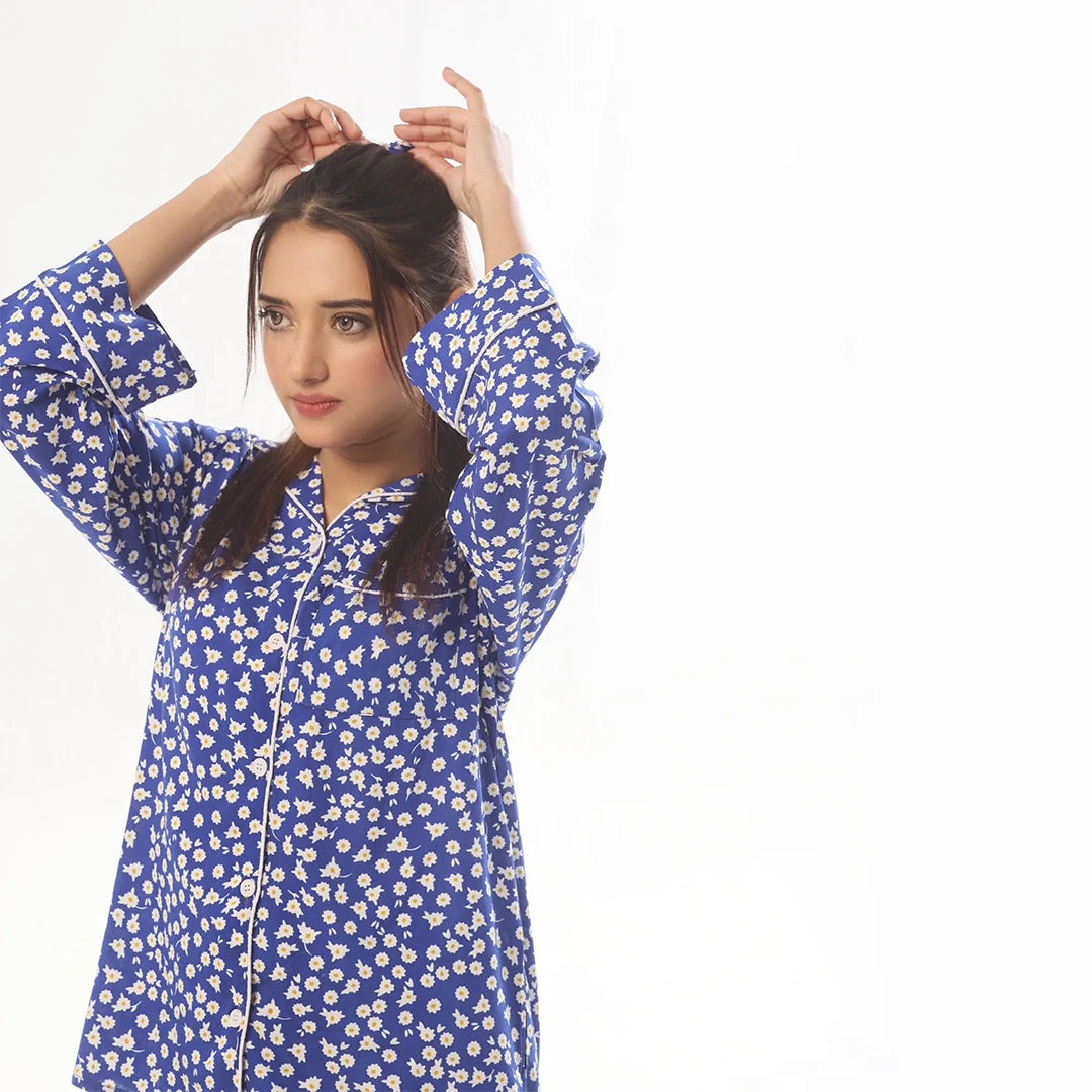 Buy Sajiero Mat Daisy Linen Pajama Suit with Scrunchie in Pakistan