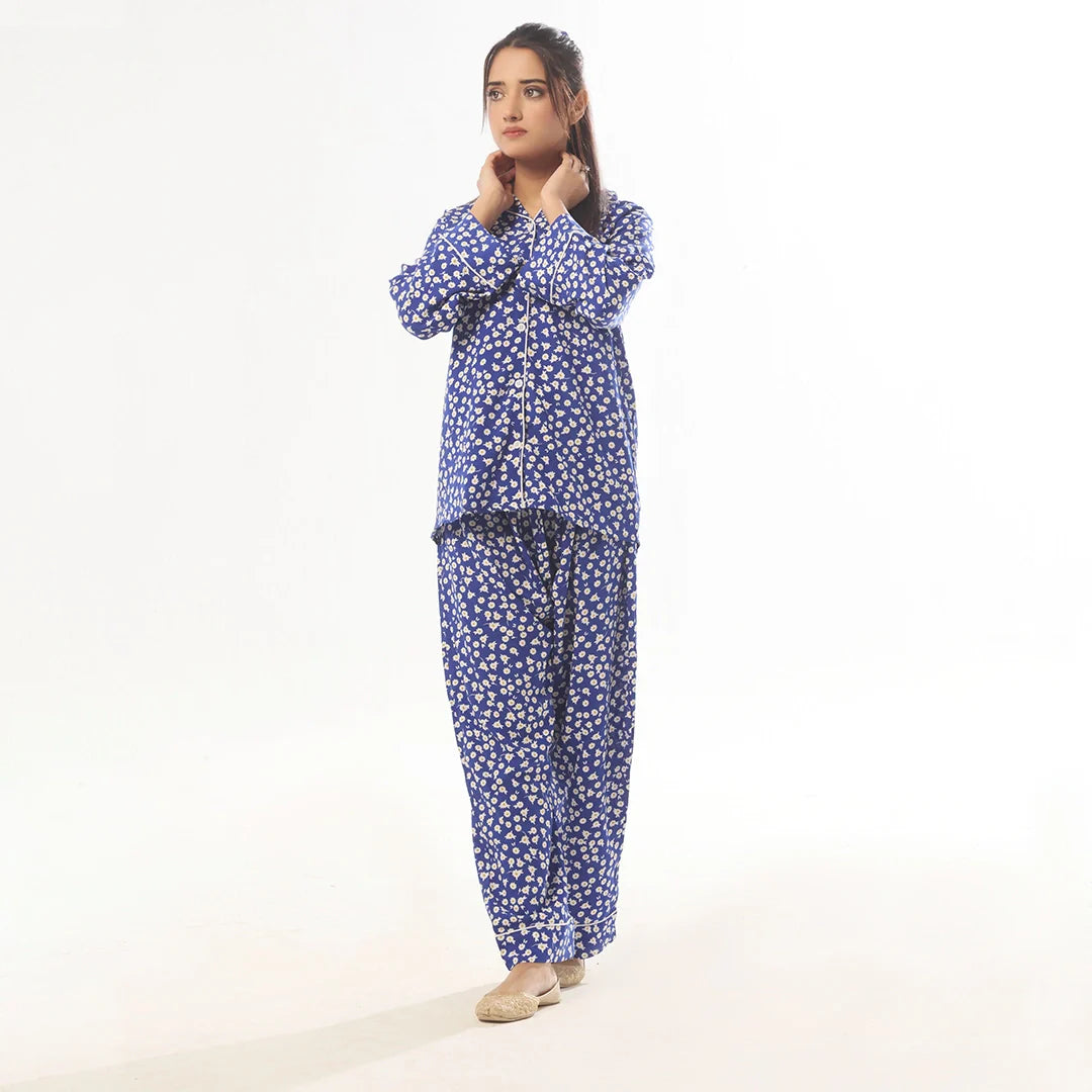 Buy Sajiero Mat Daisy Linen Pajama Suit with Scrunchie in Pakistan