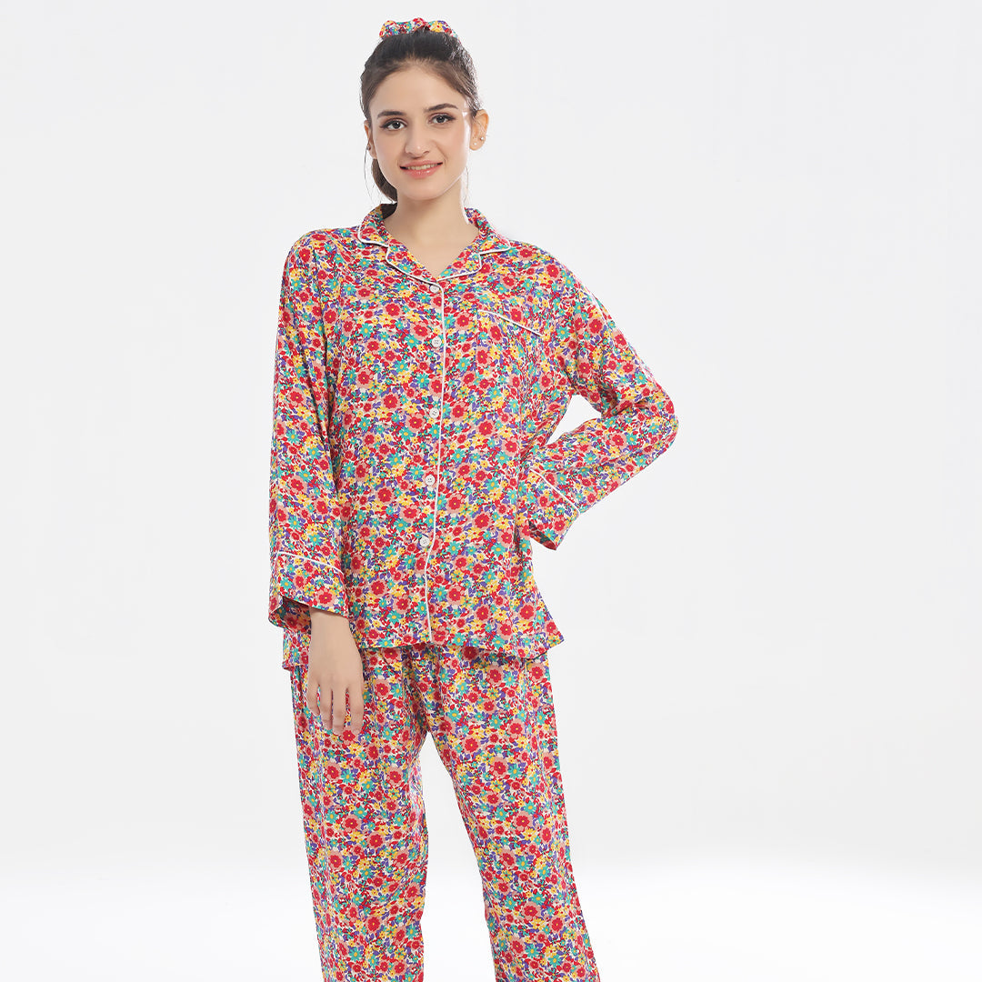 Buy Sajiero Linen Pajama Suit with Scrunchie - Chic Bloom in Pakistan