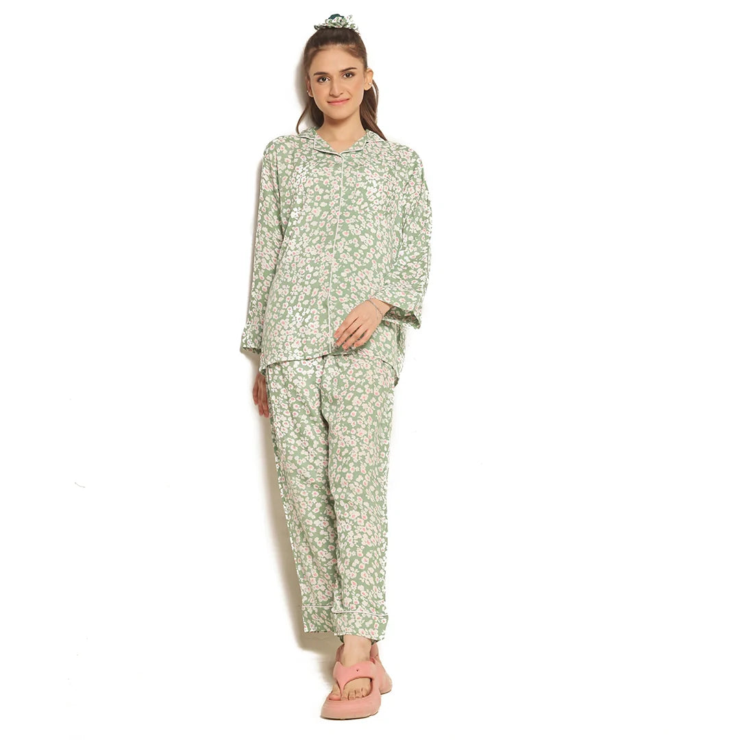 Buy Mint Bloom Linen Pajama Suit with Scrunchie in Pakistan