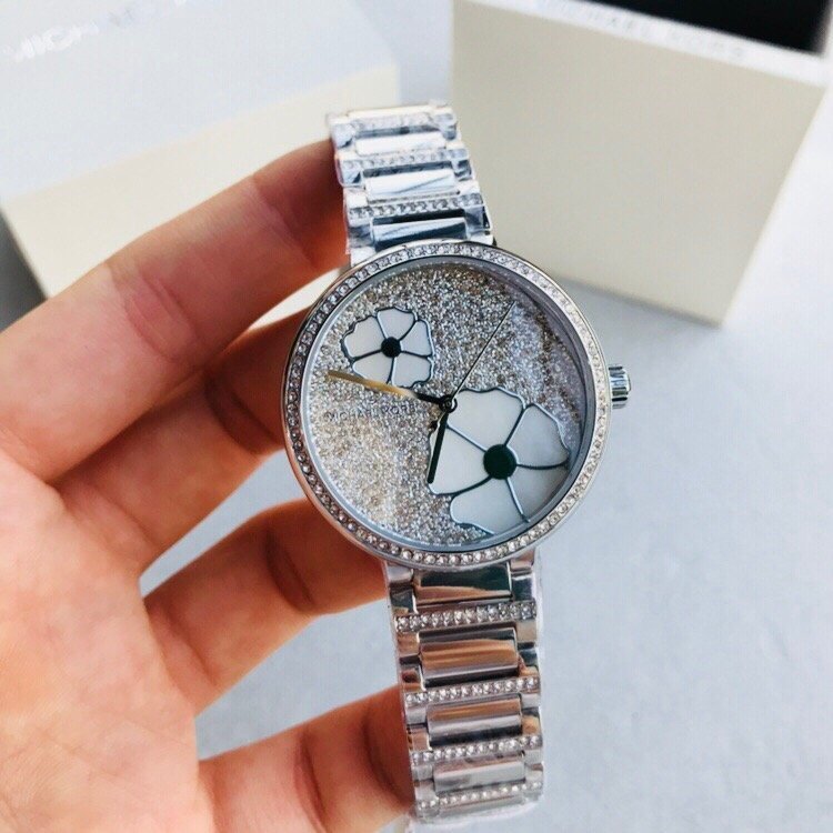 Buy Michael Kors Women's Courtney Analog Display Analog Quartz Silver Watch - Mk3835 in Pakistan