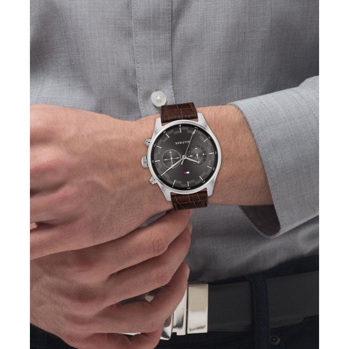 Buy Tommy Hilfiger Mens Quartz Leather Strap Grey Dial 44mm Watch - 1710422 in Pakistan