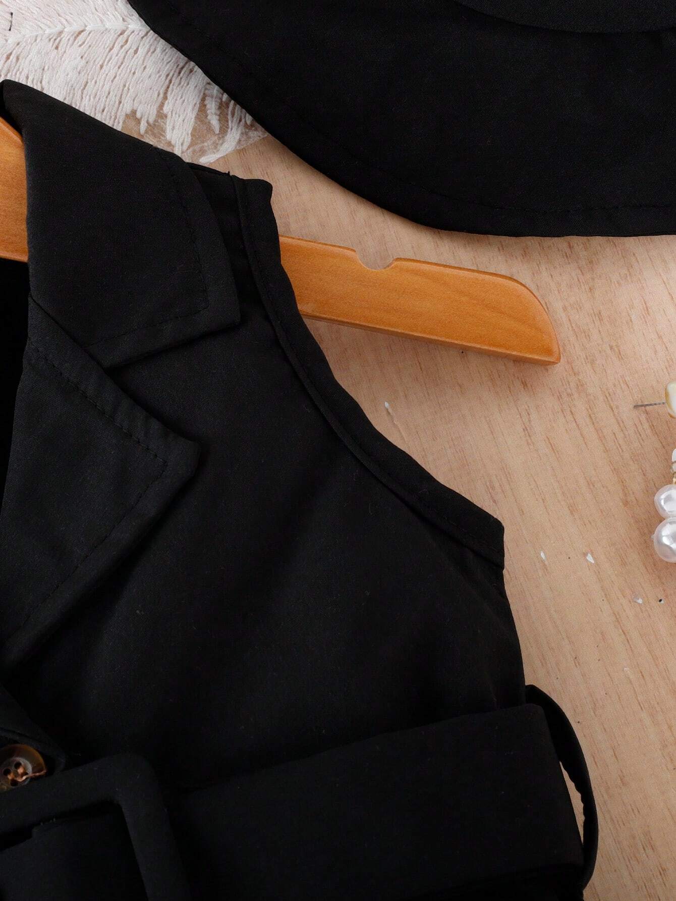 Buy SHEIN Baby Girl Solid Color Simple Style Sleeveless Romper in Pakistan