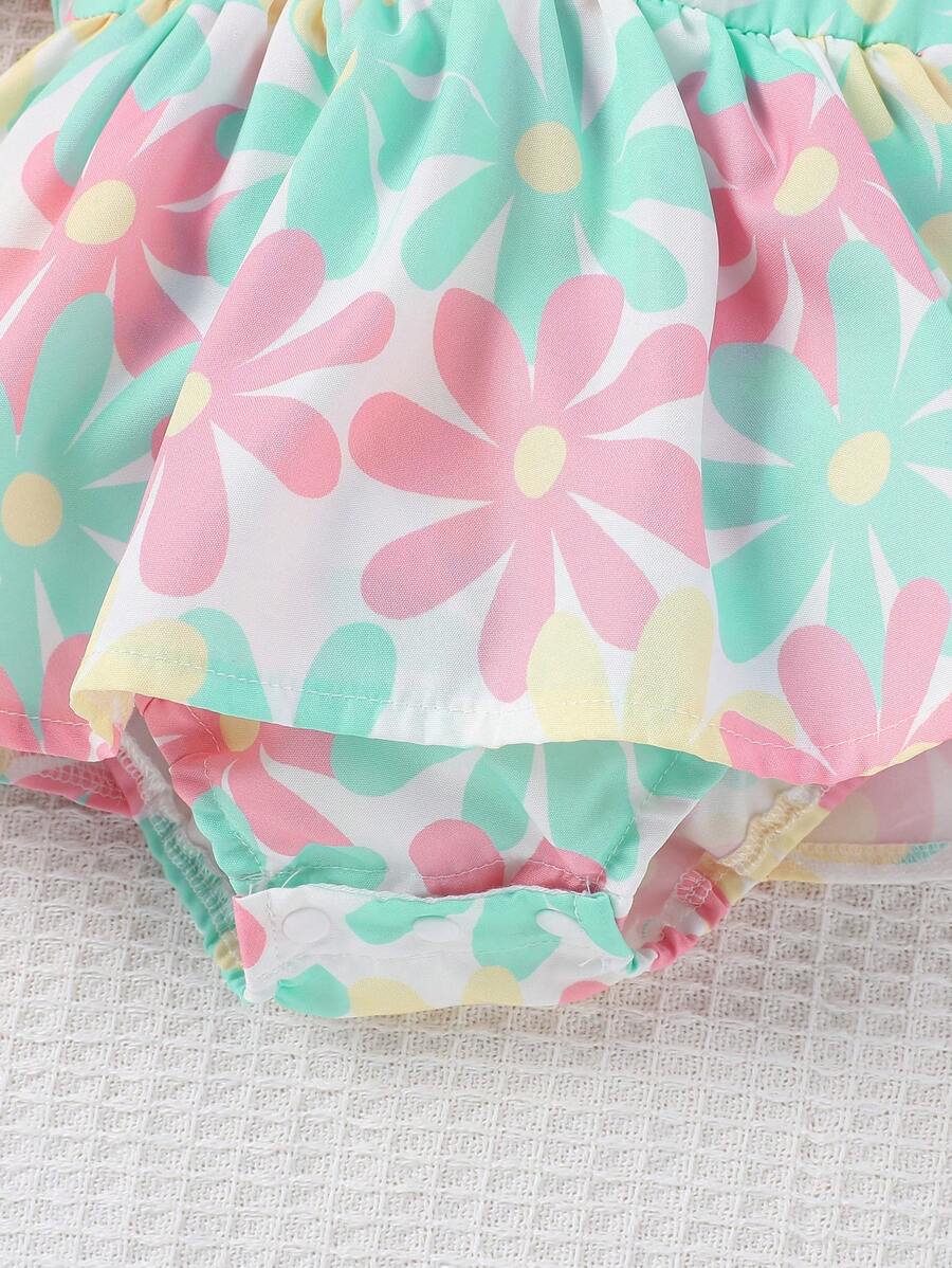 Buy SHEIN Baby Girls Sleeveless Floral Print Open Front Lapel Ruffle One-Piece Romper + Sun Hat, Summer in Pakistan