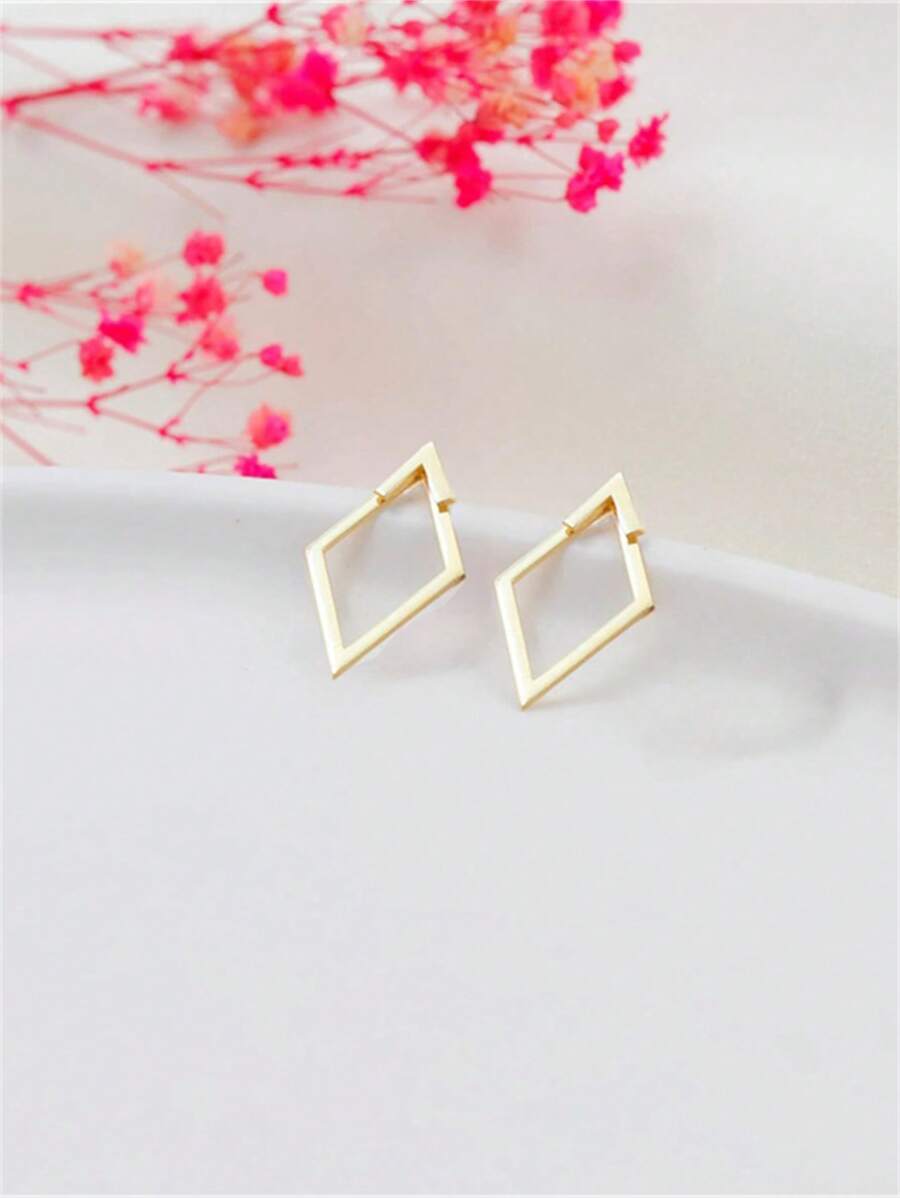Buy SHEIN CHOSHILAR 1pair Metallic Geometric Diamond Shaped Arrow Dangle Earrings, Two Way Wearing Design For Women in Pakistan