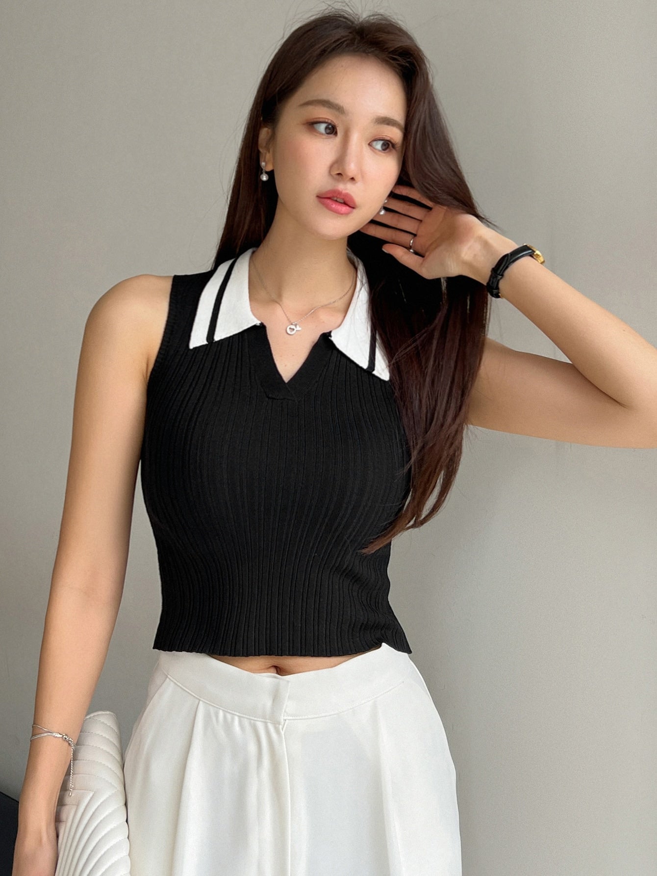 Buy SHEIN DAZY Contrast Collar Ribbed Knit Top in Pakistan