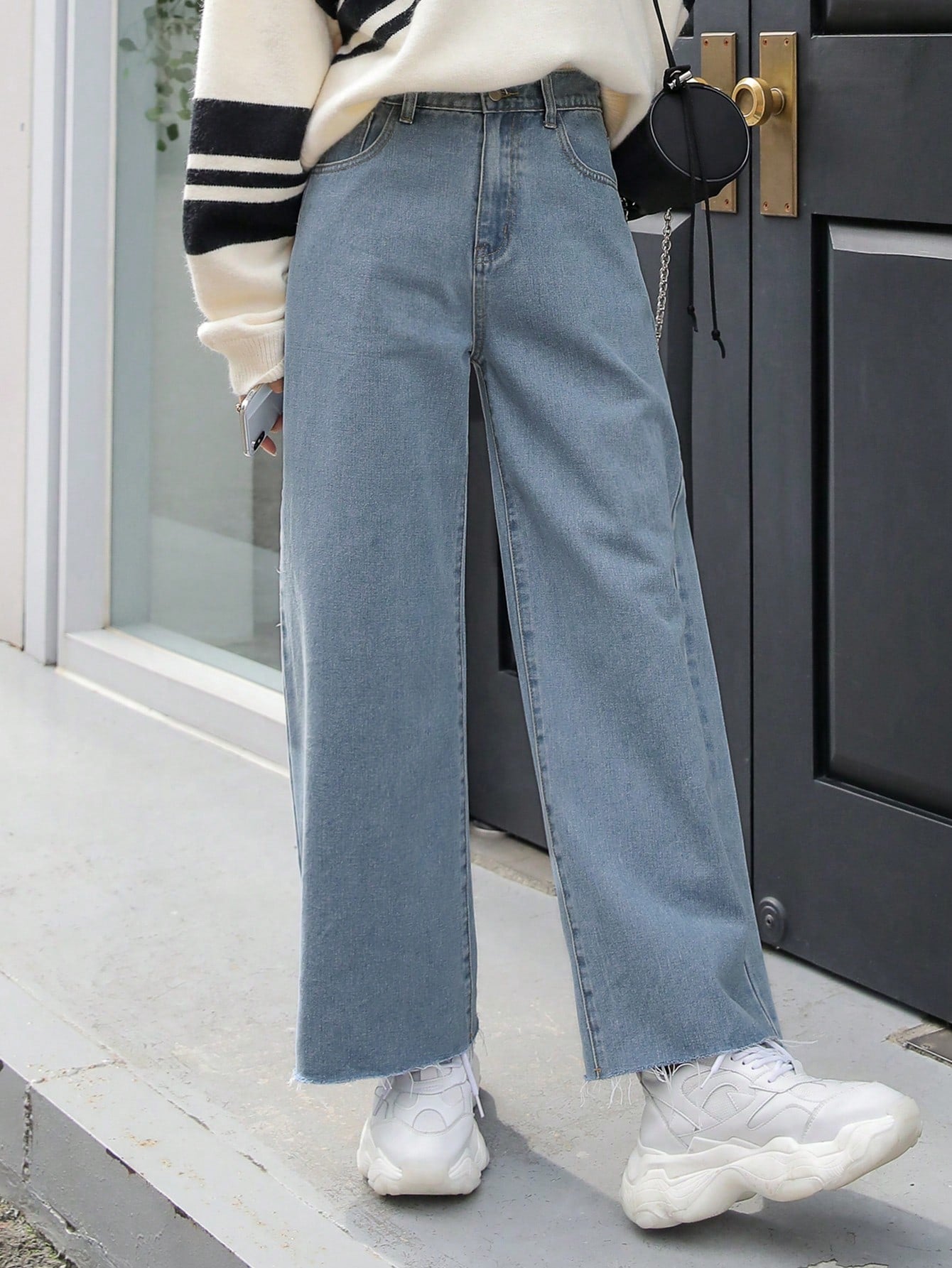 Buy SHEIN DAZY Wide Leg Pocket Detail Jeans in Pakistan