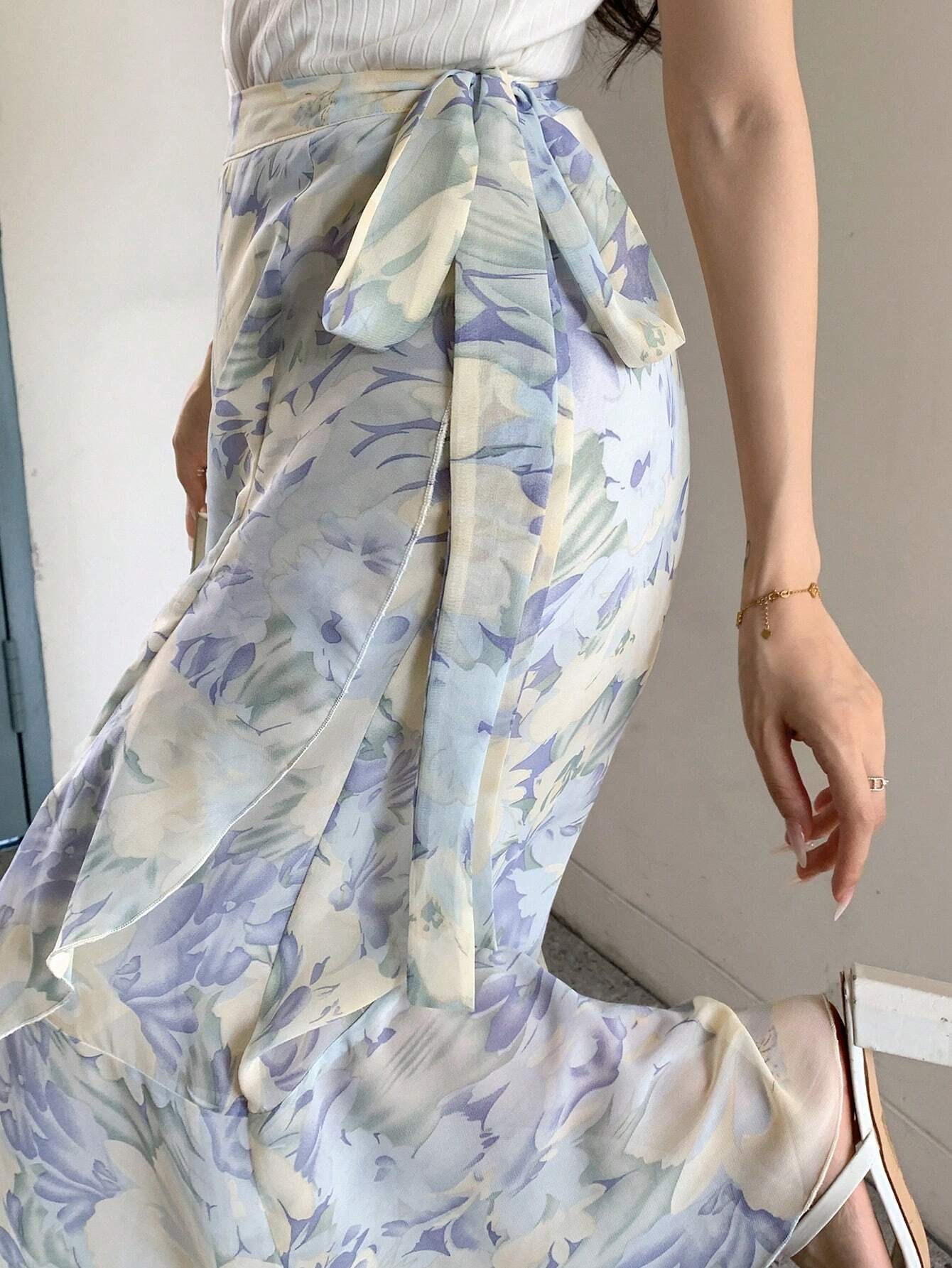 Buy SHEIN DAZY Women's Summer Elegant Floral Print Chiffon Ruffle Tie Wrap Skirt in Pakistan