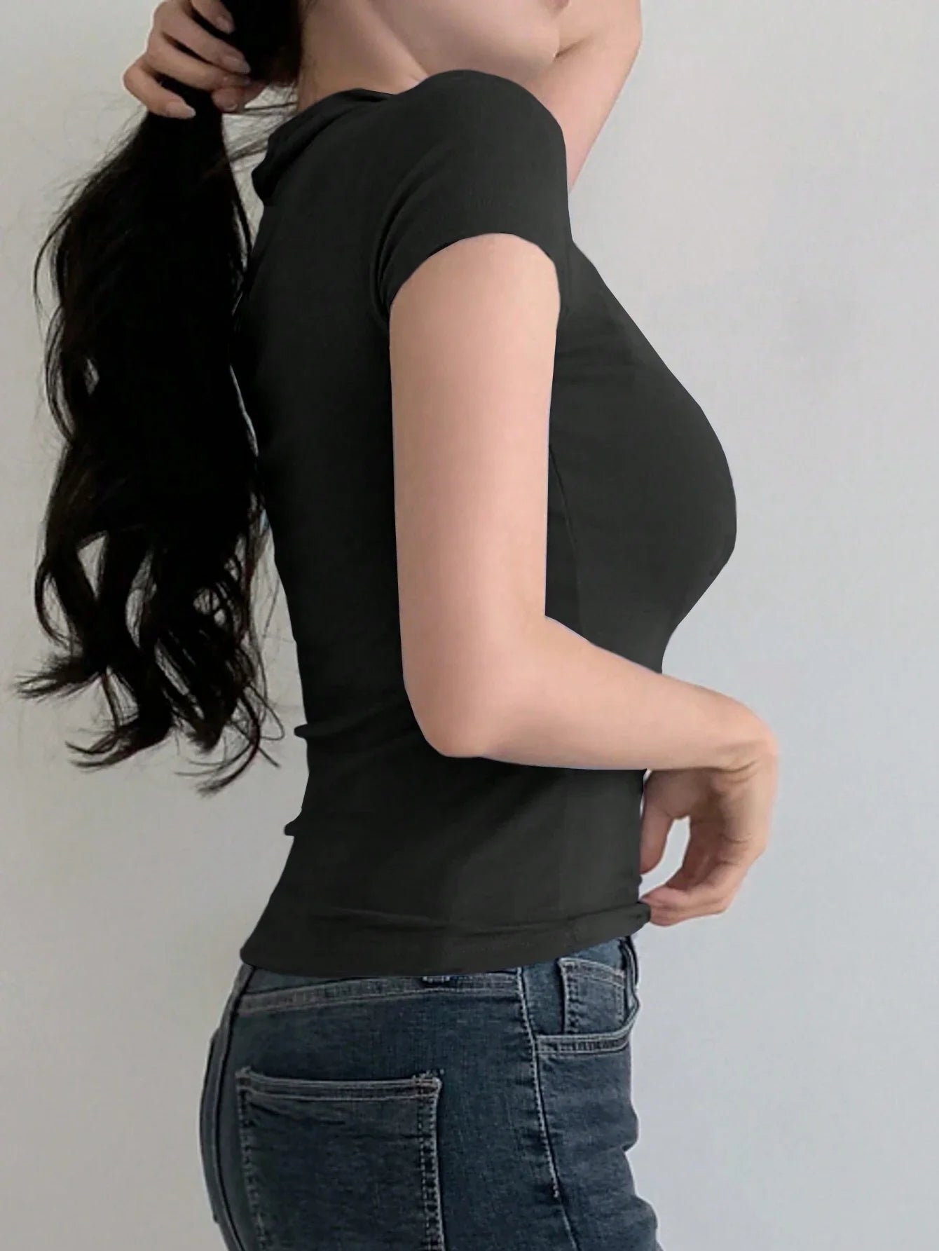 Buy SHEIN DAZY Women's Summer Solid Color Tight-Fitting Turn-Down Collar Short Sleeve T-Shirt in Pakistan