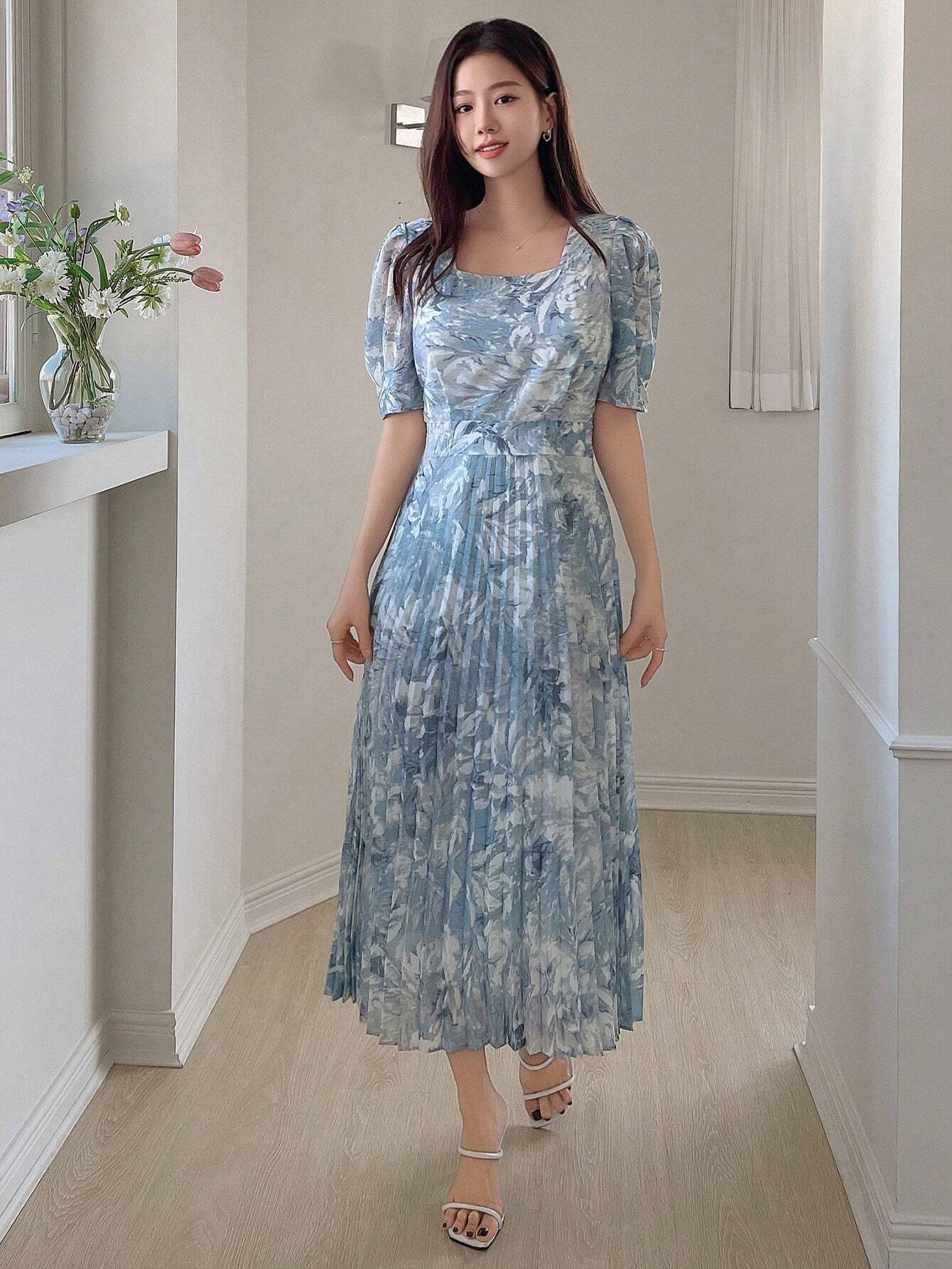Buy SHEIN DAZY Women's Sweetheart Neckline Watercolor Floral Print Cinched Waist Puff Sleeve Pleated Dress in Pakistan