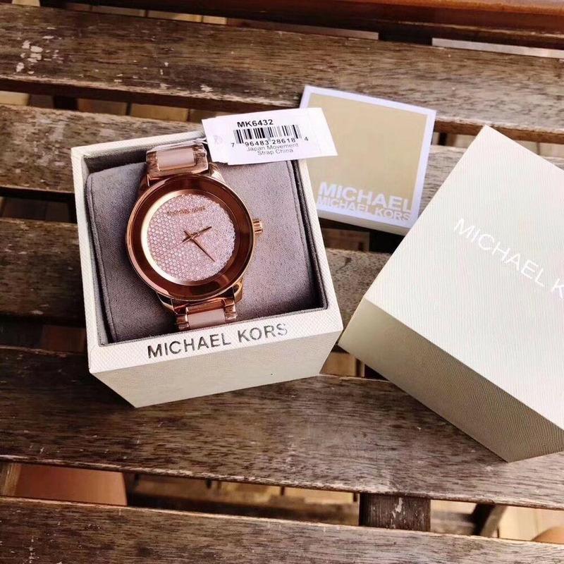 Buy Michael Kors Kinsley Rose Gold Tone Blush Acetate Women's Watch - Mk6432 in Pakistan
