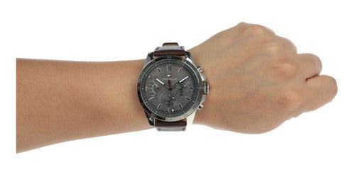 Buy Tommy Hilfiger Mens Quartz Leather Strap Grey Dial 48mm Watch - 1791562 in Pakistan