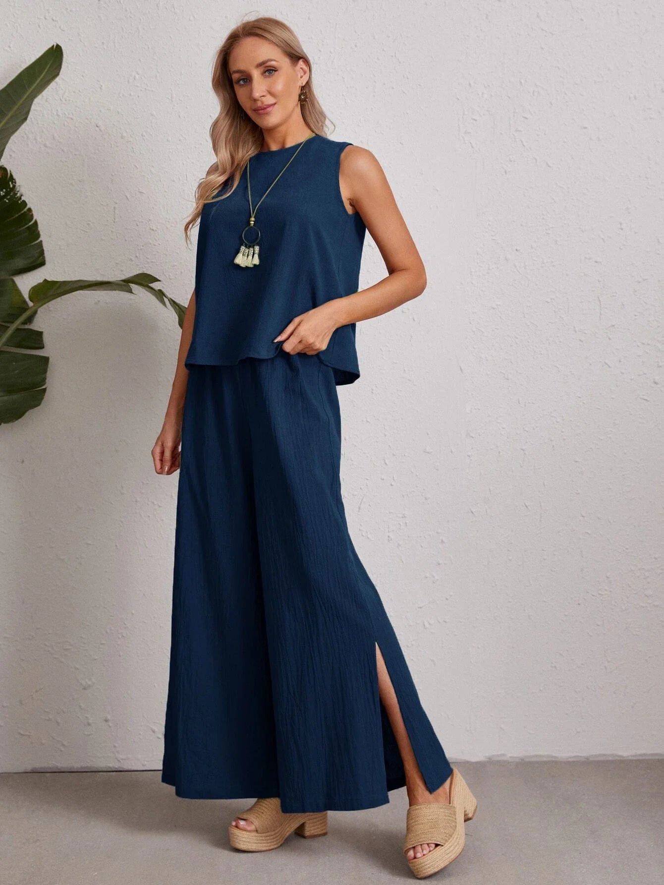 Buy SHEIN EMERY ROSE Keyhole Back Solid Top & Split Hem Palazzo Pants Set in Pakistan