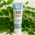 Buy Fize Glow Niacinamide Face Wash – 10% Niacinamide & 2% Alpha Arbutin in Pakistan