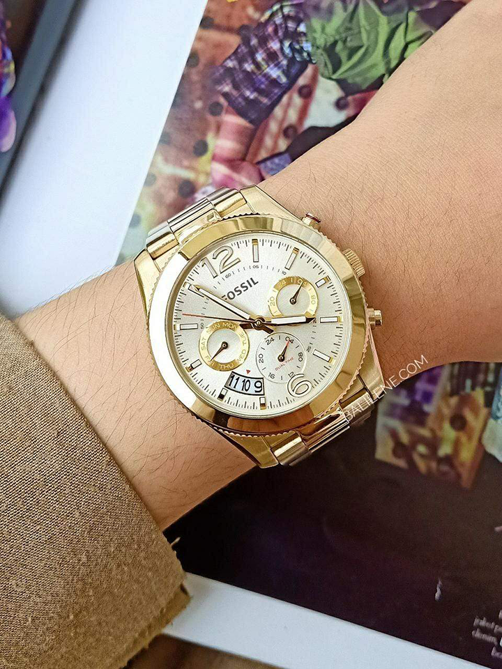 Buy Perfect Boyfriend Gold Dial Gold Steel Strap Watch For Women in Pakistan