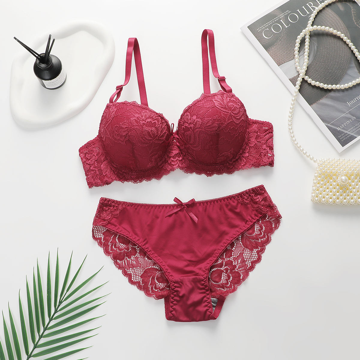 Buy Sajiero Bra Set - Embro Maroon in Pakistan
