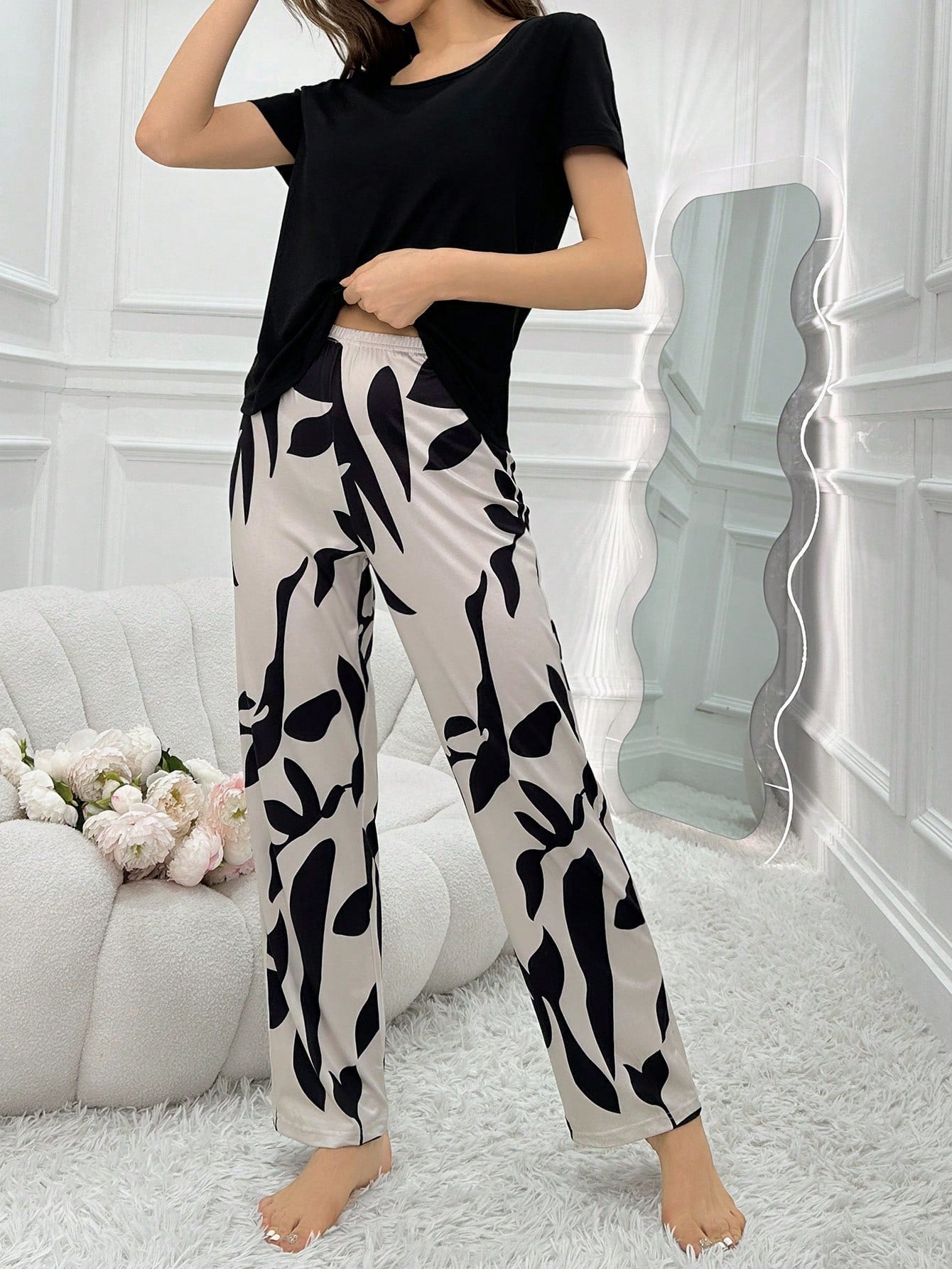 Buy SHEIN Ladies' Simple & Fashionable Casual Short Sleeve Top & Pants Pajama Set in Pakistan