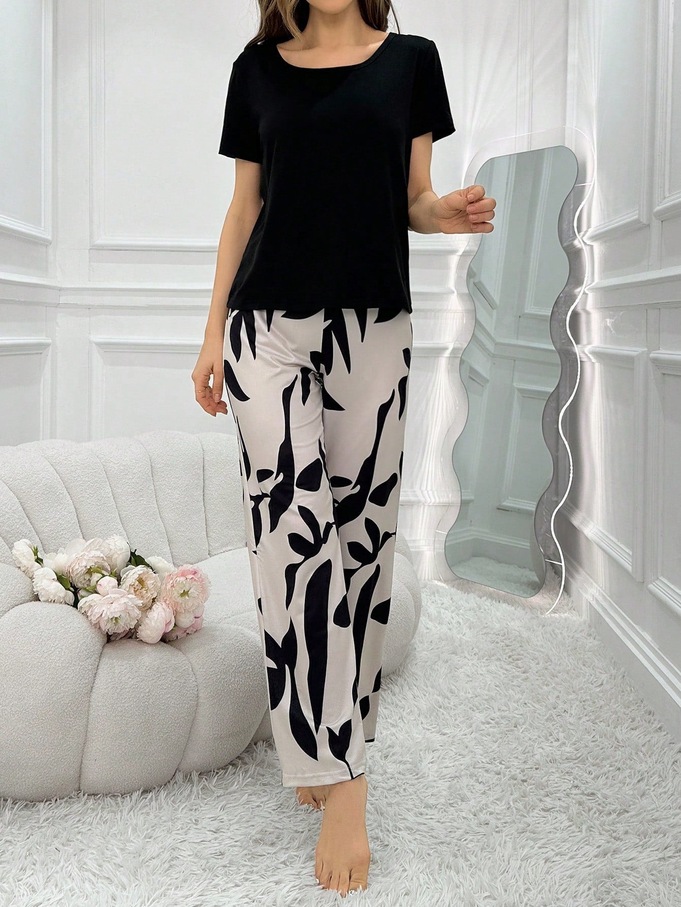 Buy SHEIN Ladies' Simple & Fashionable Casual Short Sleeve Top & Pants Pajama Set in Pakistan