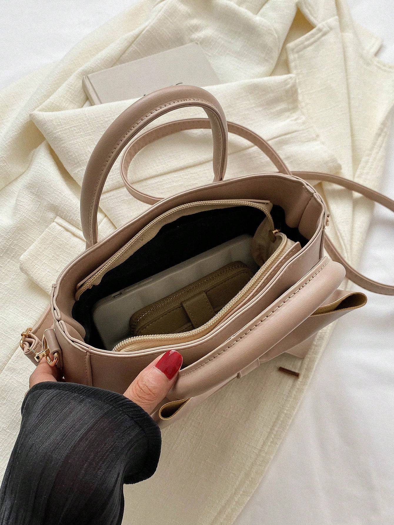 Buy SHEIN Luxurious Bow Decor Handbag - Women's Double Handle Purse, Small Faux Leather Crossbody Bag for Fashionable Women in Pakistan