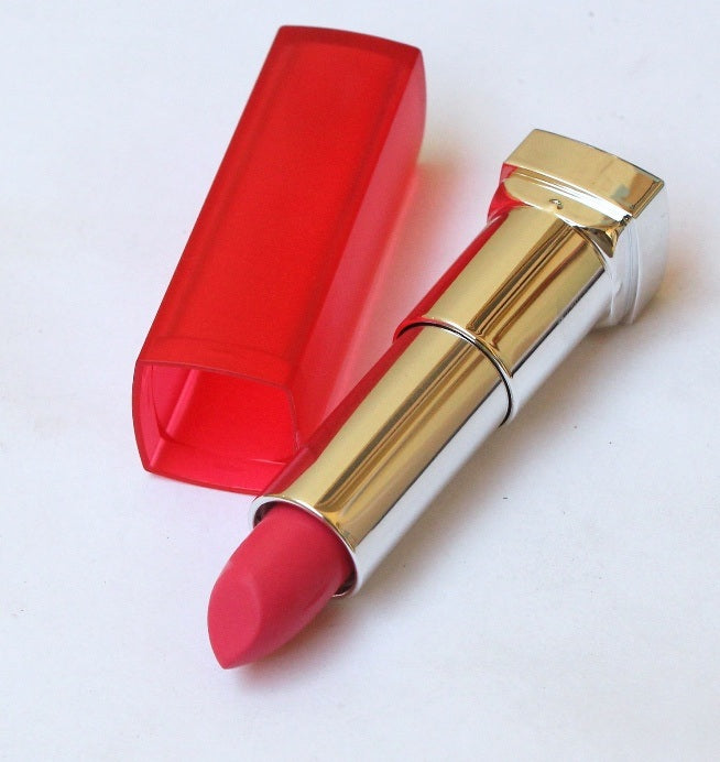 Buy Maybelline Color Sensational Vivid Matte Lipstick - Vivid 9 in Pakistan