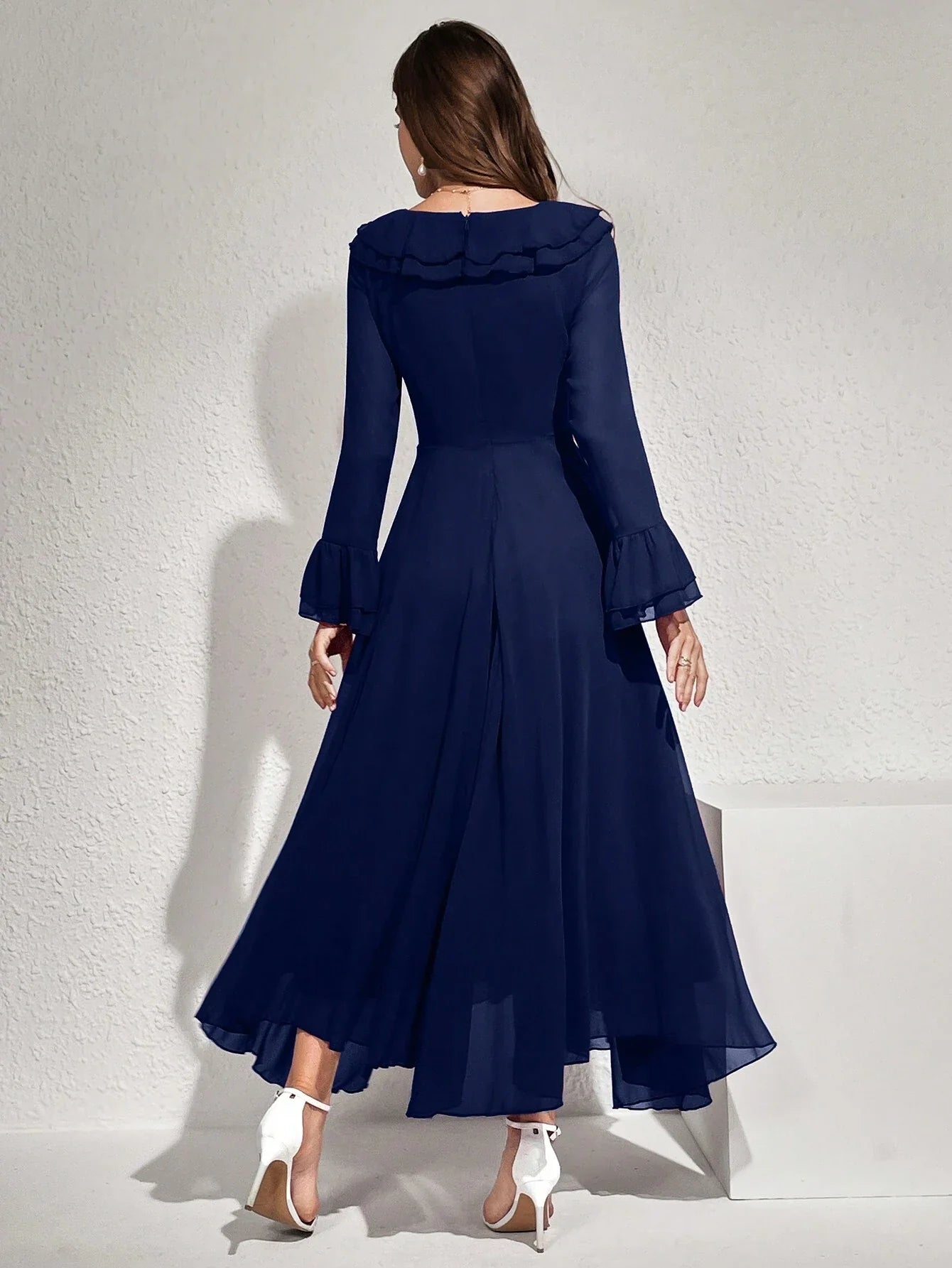 knee length dresses for ladies SHEIN Modelyn Women's Solid Color Simple Daily Long Sleeve Dress Maxi