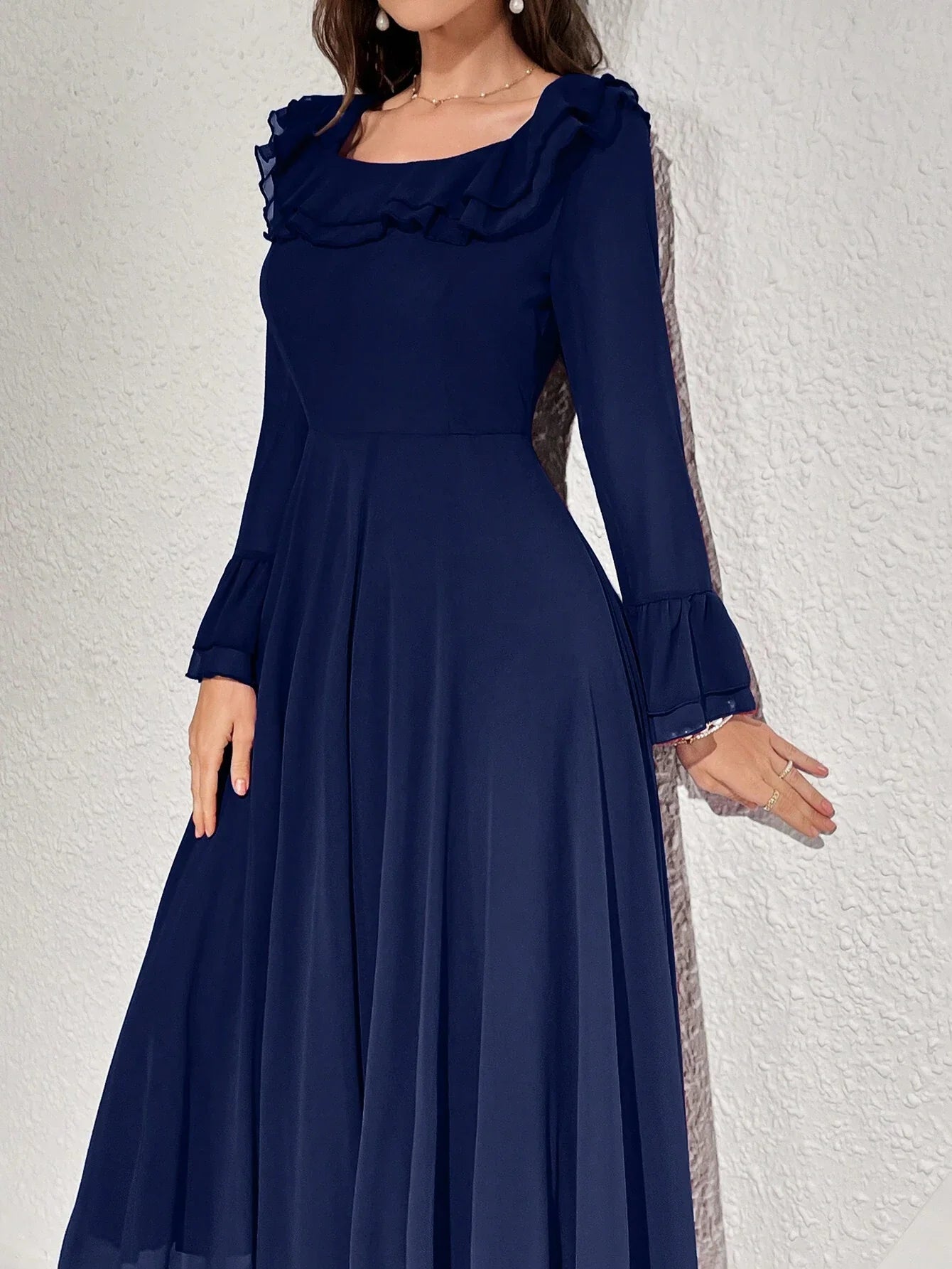 Buy SHEIN Modelyn Women's Solid Color Simple Daily Long Sleeve Dress Maxi Women Outfit Long Evening Dresses in Pakistan