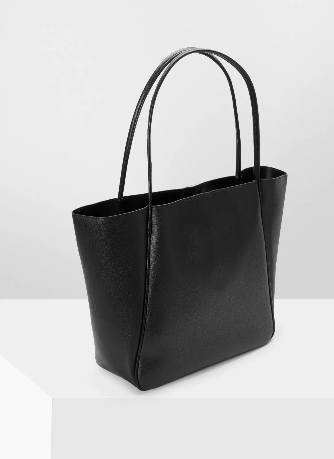 Buy The New Pyramid Tote Bag in Pakistan