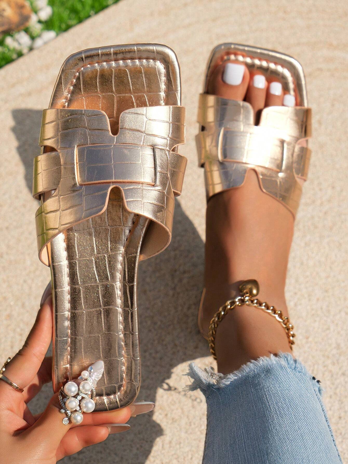 Buy SHEIN Slip-On Roman Style Crocodile Pattern Flats in Pakistan