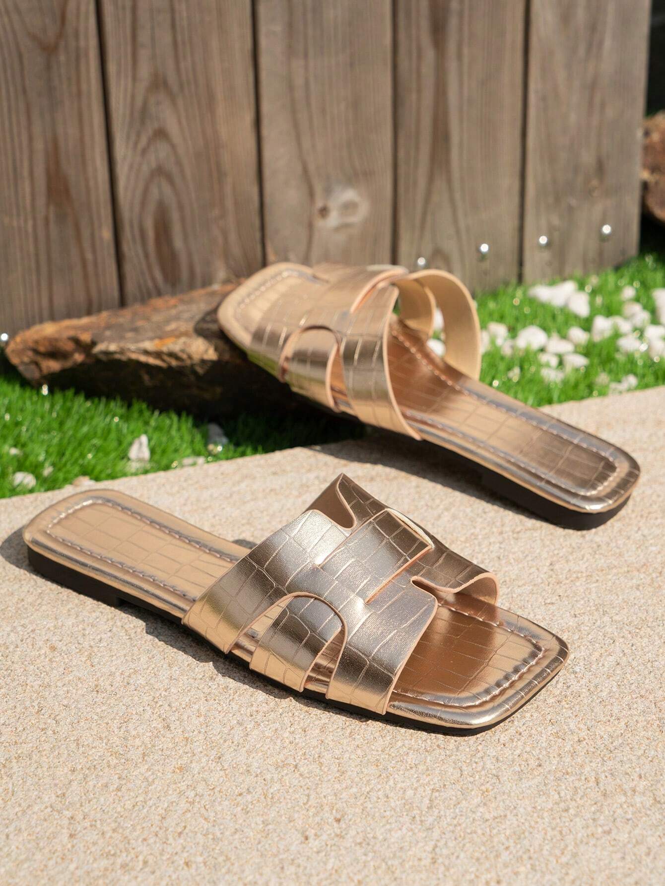 Buy SHEIN Slip-On Roman Style Crocodile Pattern Flats in Pakistan