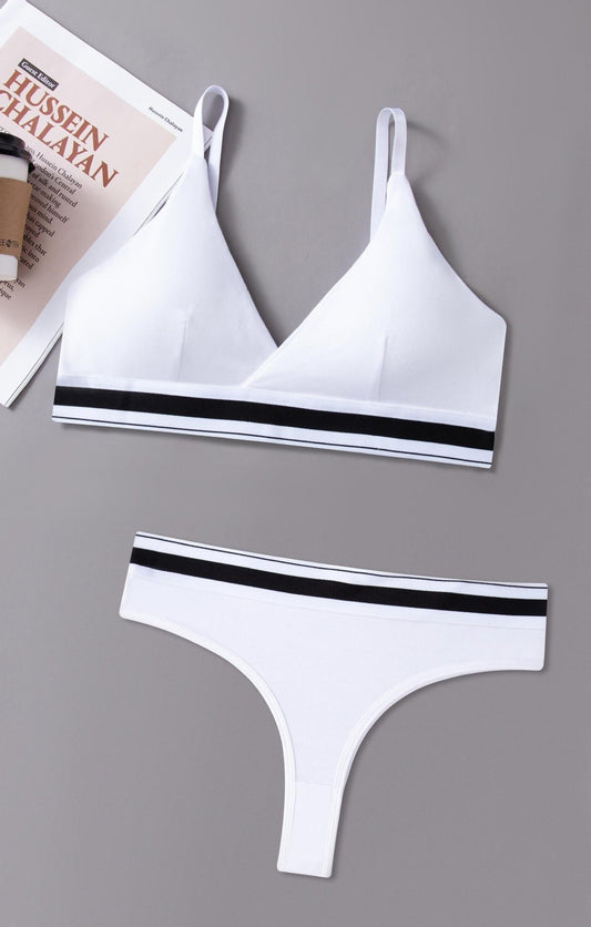 Buy Florea - Seamless Sports Bra and Thong Set Free Size - White in Pakistan