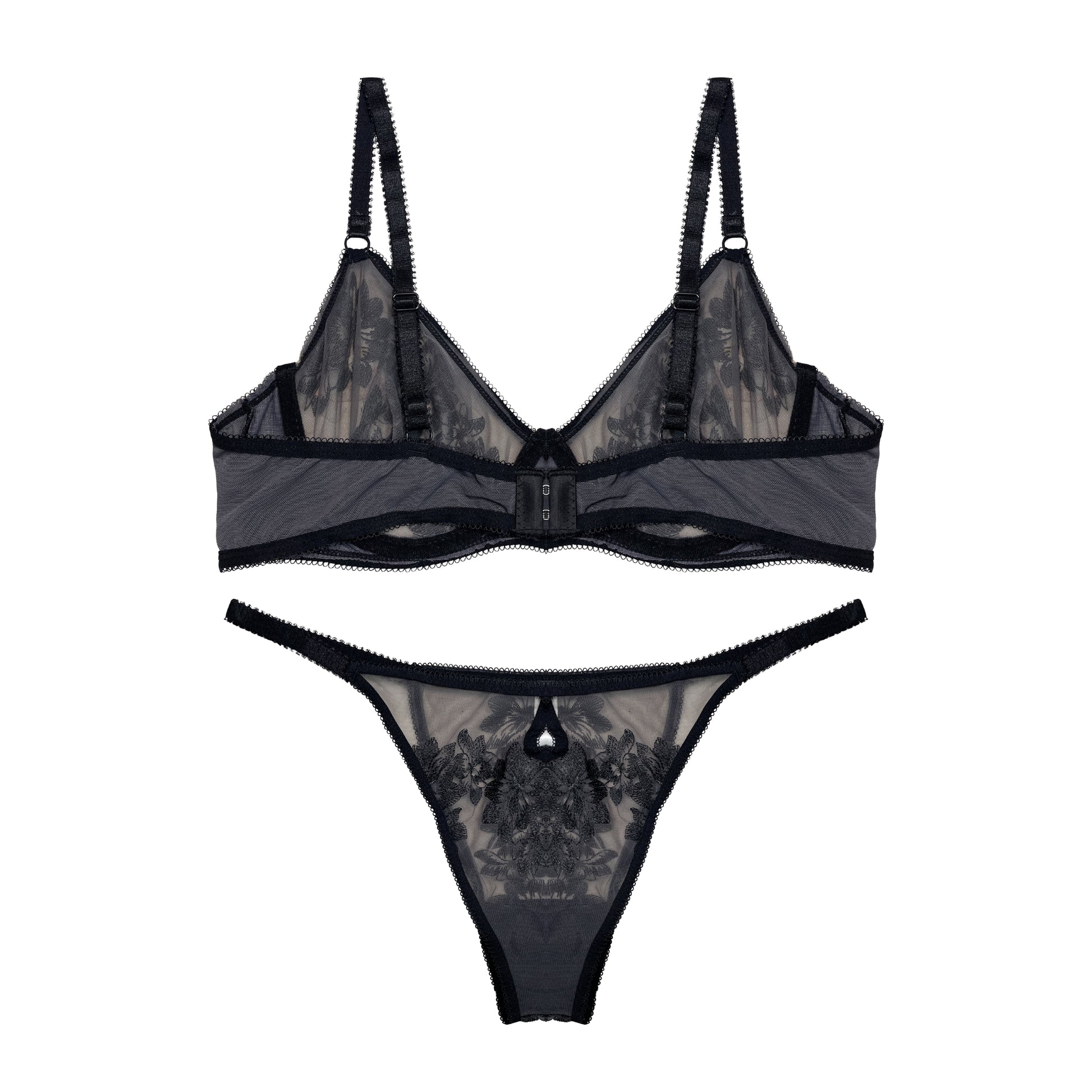 Buy Bra Set - Petale Obscura in Pakistan