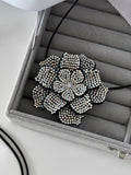 Buy SHEIN Rhinestone Flower Decor Necklace in Pakistan
